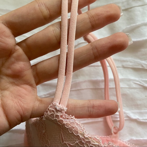 Victorias Secret Padded Demi - Picture 3 of 5